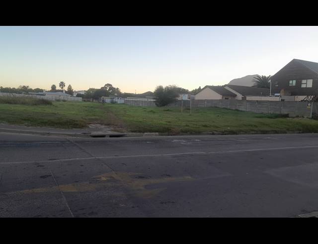 946M² VACANT LAND FOR SALE IN DIE BOS
